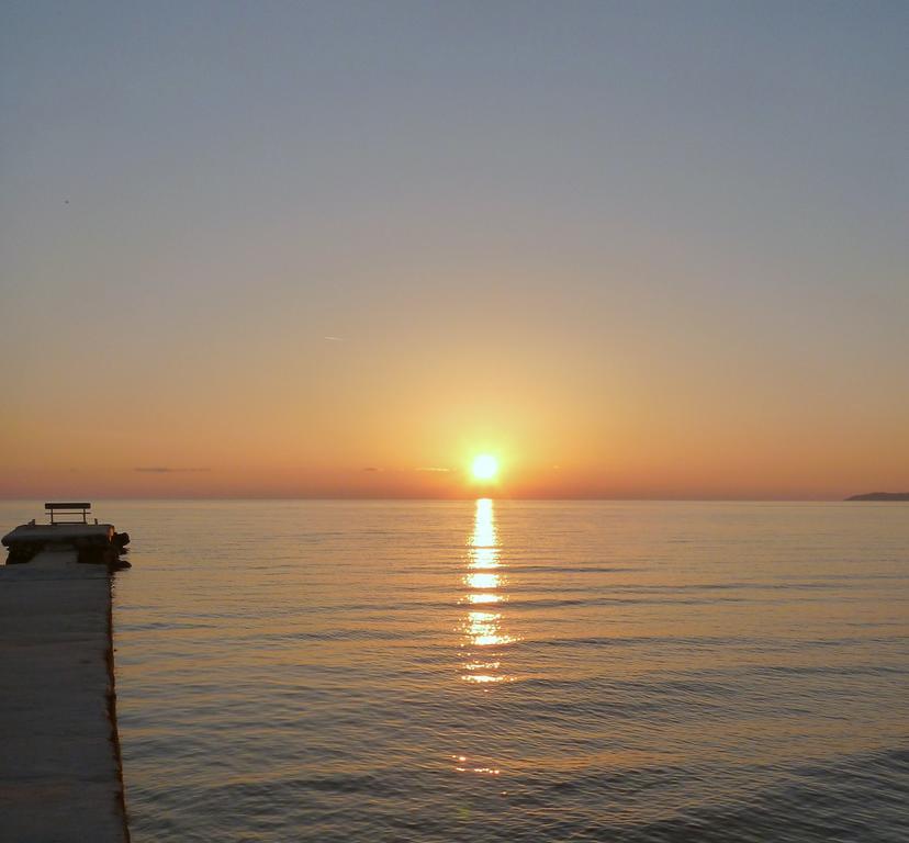 Flora Studios Corfu - Adults Only Benitses  Exteriör bild